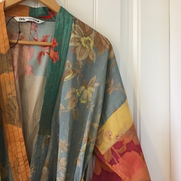 Zara Patchwork Printed Kimona size xs - Picture 4 of 4